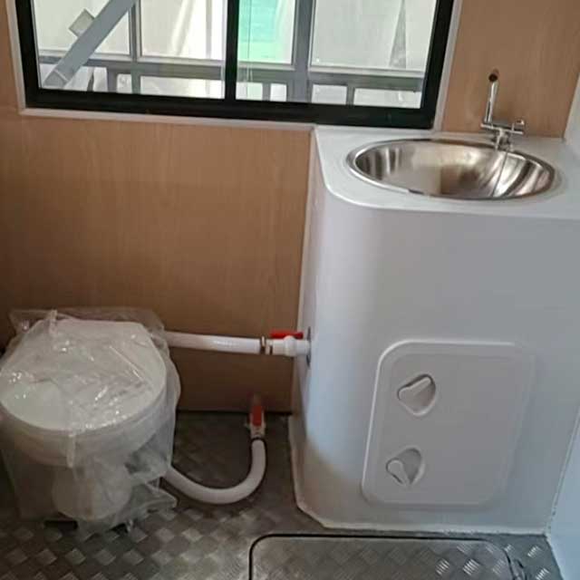 15m（49英尺）75人船上船上的乘客船