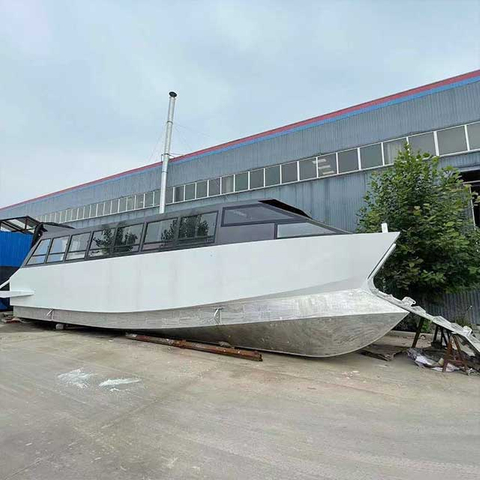 15m（49英尺）105人双体船乘客船