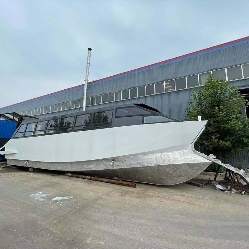 15m x 4m双体船乘客船